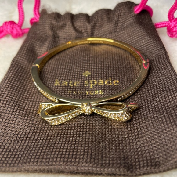 Kate Spade Gold Bow Bracelet- Never Worn - Picture 2 of 5
